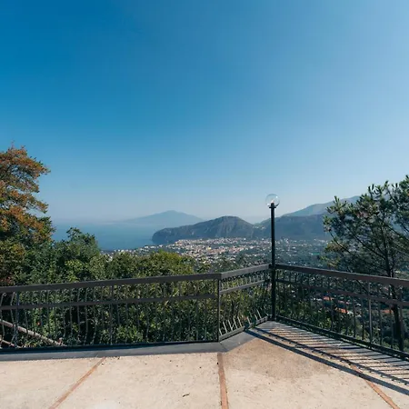 Bed & Breakfast Meraview 3*